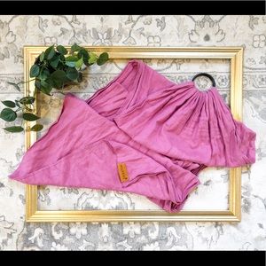 Wildbird ring sling pink with black rings